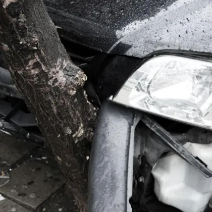 Двама младежи са ранени при катастрофа вчера между Раковски и