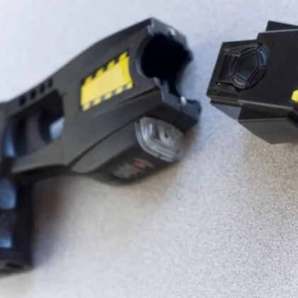 Предстои купуването на тейзери от последно поколение и тактически елечета