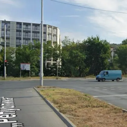 Едва не блъснаха майка с две деца във Варна За