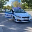 Арестант потроши патрулка, опита да избяга