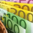 Председателят на Еврогрупата: Еврото поддържа инфлацията ниска