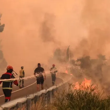 Голям горски пожар избухна днес в южна Хърватия близо до