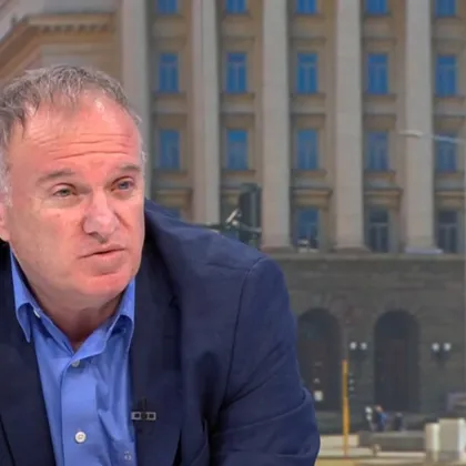Проф. Чуков: Операцията за ударите на САЩ е тренирана от една година