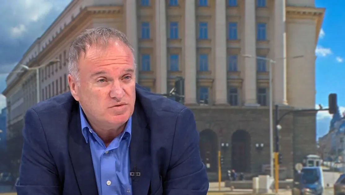 Проф. Чуков: Операцията за ударите на САЩ е тренирана от една година