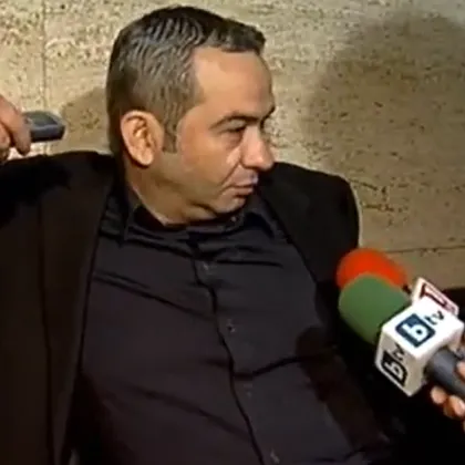 Бизнесменът Илия Златанов твърди че бившият следовател Петьо Петров живее в Солун и