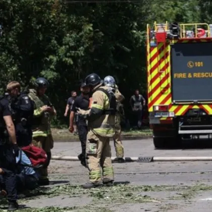 Руски ракетен удар по Днепър уби 7 души и рани десетки
