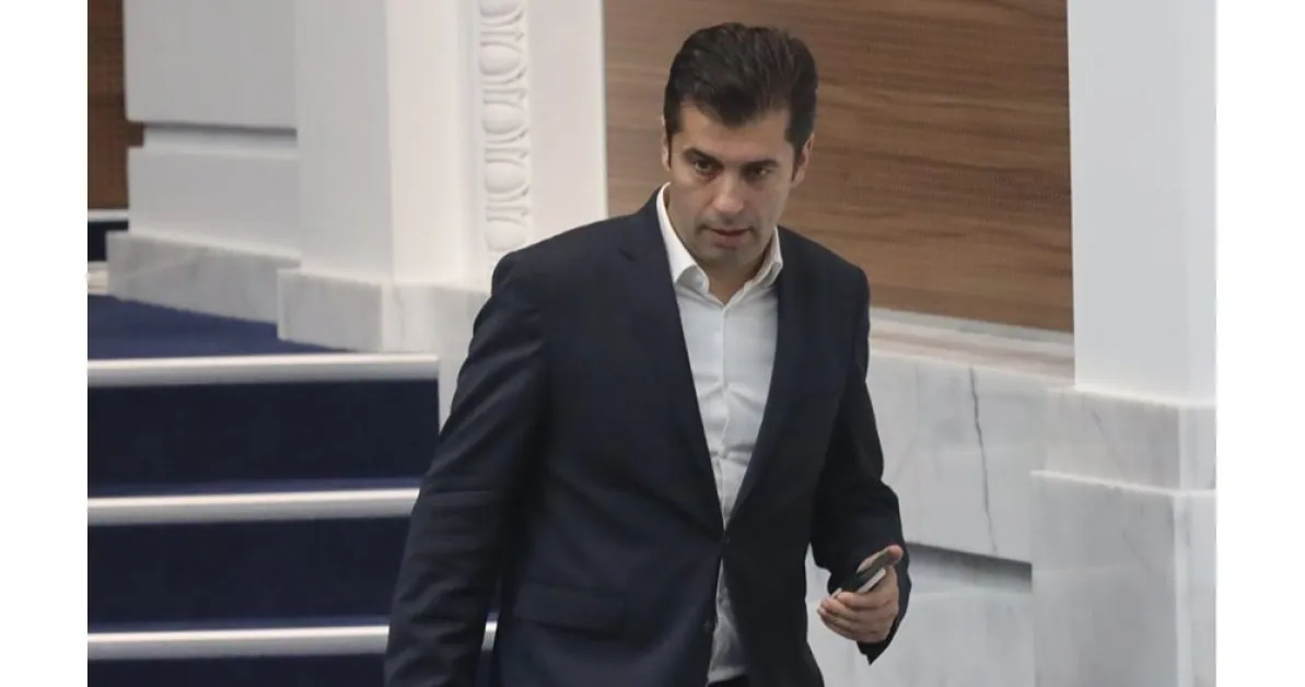 Кирил Петков се оттегля от ръководството на ПП и парламента