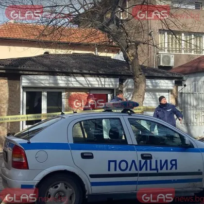Момиче опря пистолет в главата на 16-годишна в София