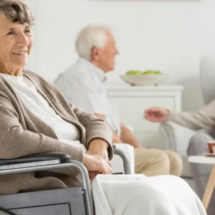 Неизползваеми публични сгради да се реконструират в домове за възрастни