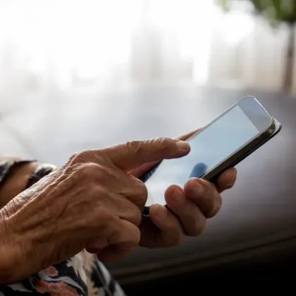 За нов сценарий с телефонни измами предупредиха от пресцентъра на