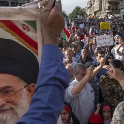 38 годишният Атос Саломе от Бразилия често е наричан живият Нострадамус