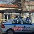 Момиче опря пистолет в главата на 16-годишна в София