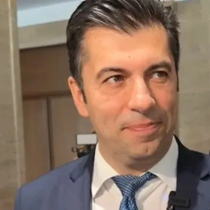 Кирил Петков ще подаде оставка като депутат в понеделник Това
