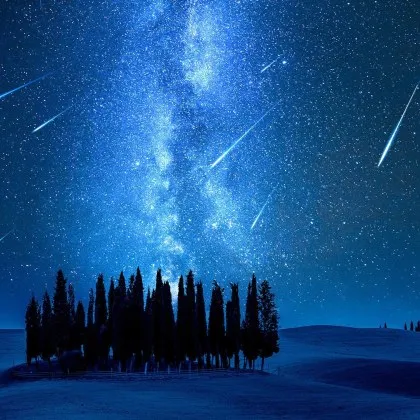 Лятото е времето когато в небето се случват най зрелищните метеорни потоци