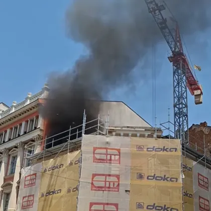 Пожар в строителен обект на Главната в Пловдив вдигна по