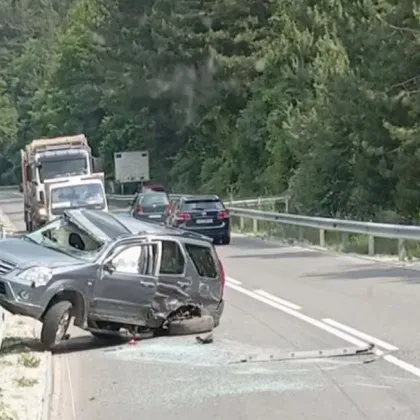 Както GlasNews съобщи тежка катастрофа стана днес на път II 19