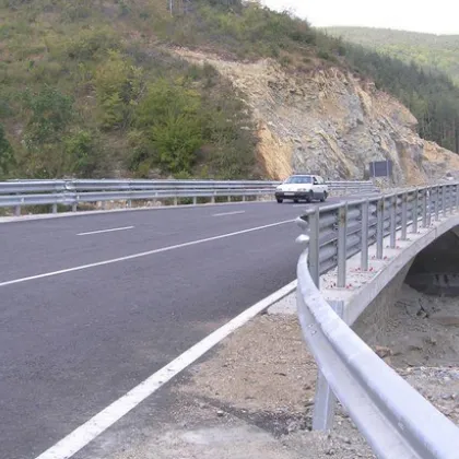 Затворен за движение поради катастрофа е Хаинбоаз Временно е ограничено движението