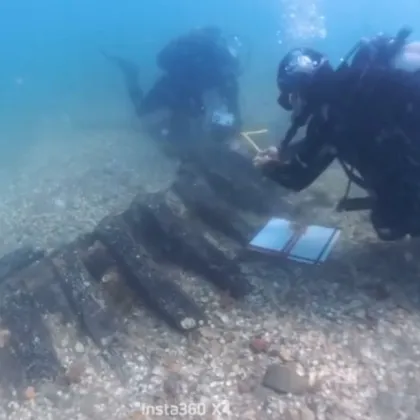 Водолази откриха стар потънал кораб в акваторията на Созопол който