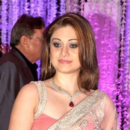 Боливудската актриса и модел Шефали Джаривала почина на 42 годишна възраст