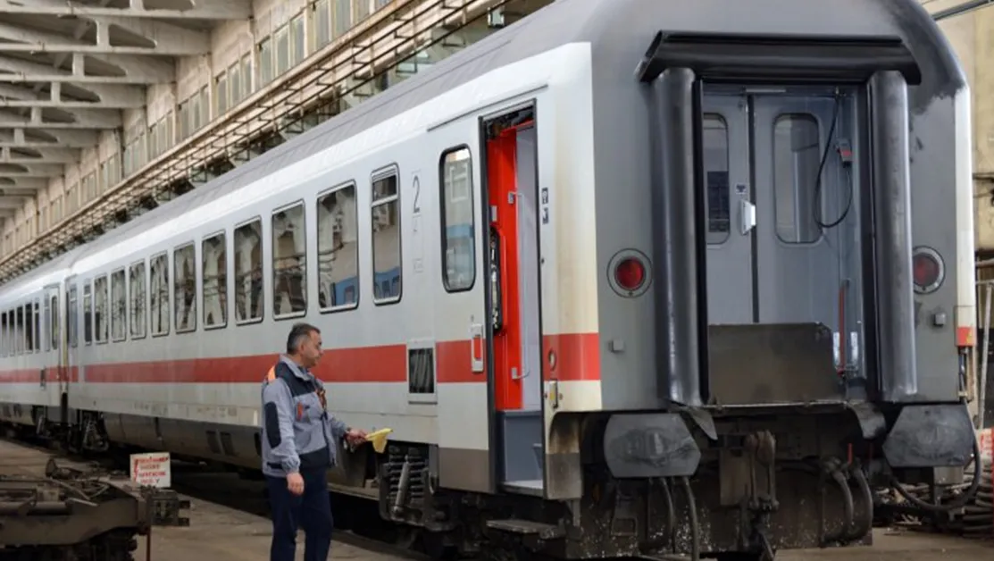 БДЖ с обяснение за значителния престой на влак на гара Гурково