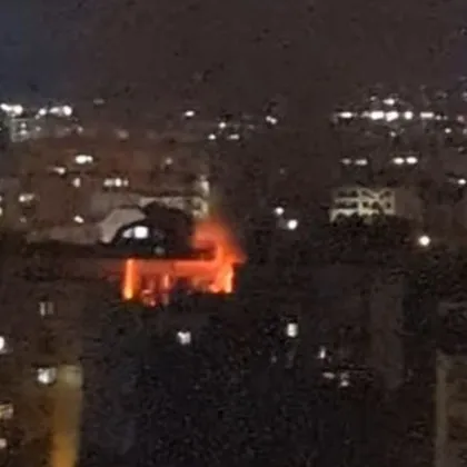 Огнен ад в „Надежда 2"! Пожар изпепели апартаменти в блок 270