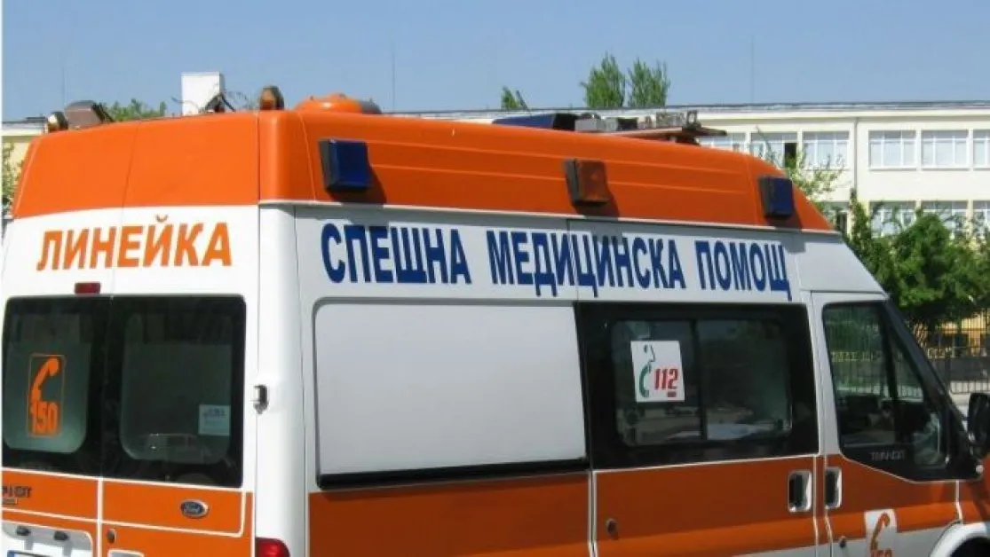 Катастрофа в Русе: Две момичета са в болница след удар от кола