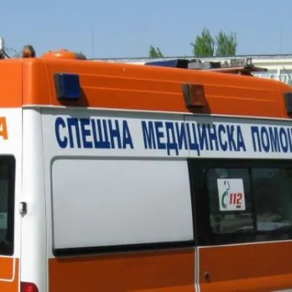 Катастрофа в Русе: Две момичета са в болница след удар от кола
