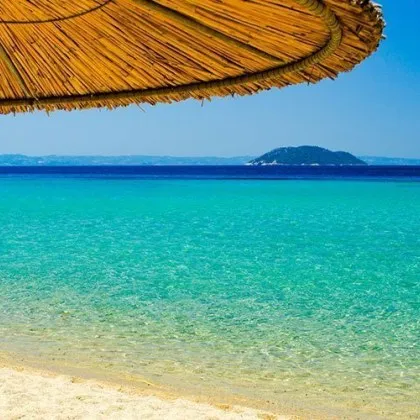 Необичаен и леко комичен инцидент се разигра на уединен плаж