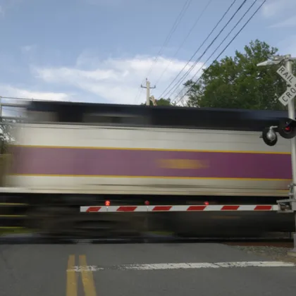 Дете и баща му са били сгазени от влак който