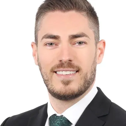 Васил Стефанов от Продължаваме промяната Демократична България ПП ДБ влиза