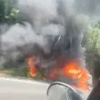 Бус гори на изхода на Велико Търново ВИДЕО+СНИМКИ