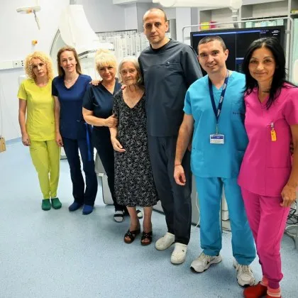 Специалистите от Отделението по инвазивна кардиология в УМБАЛ Свети Георги