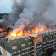 Голям пожар е засегнал 200 апартамента в Полша