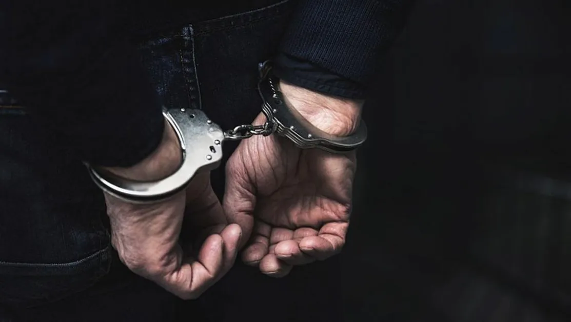 Задържаха двама за хулигански действия по време на протеста в София