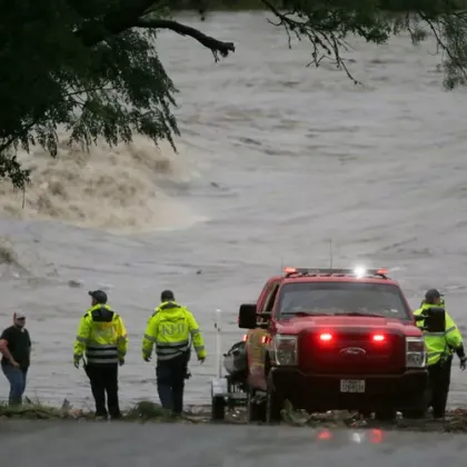 Изчезнало 9 годишно момиче беше открито мъртво след като било отнесено