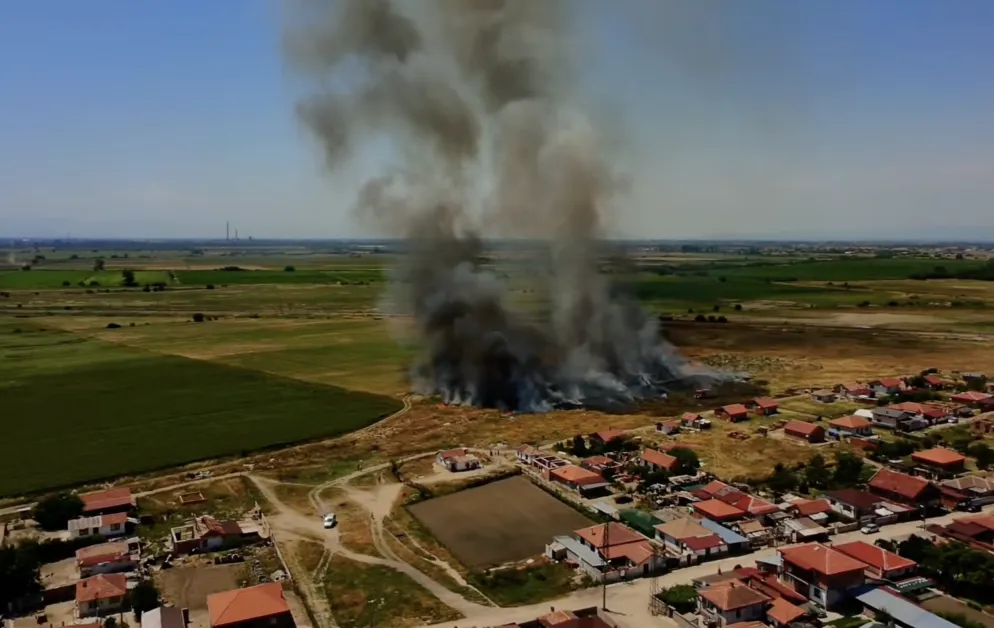 Пожар избухна край Пловдив ВИДЕО и СНИМКИ
