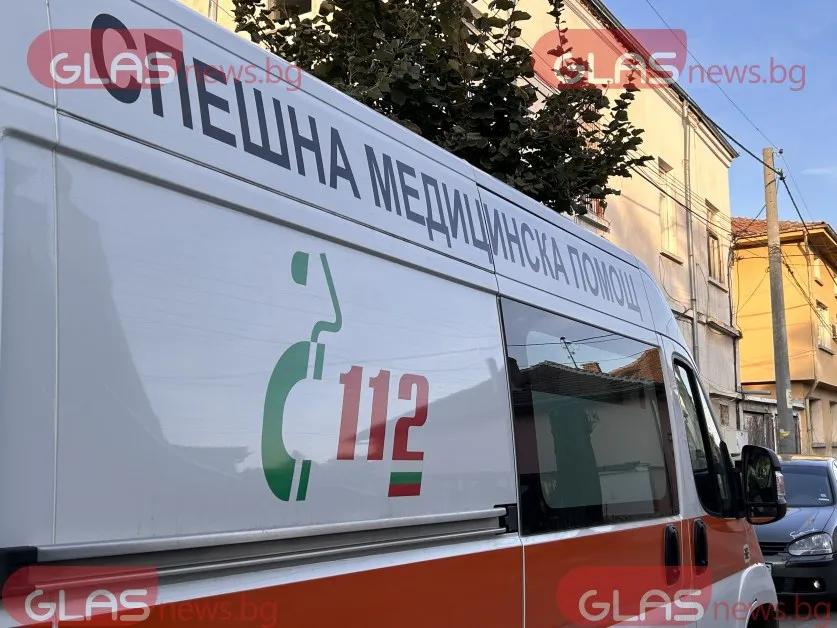 Автомобил се вряза в заведение в Разград и уби трима*