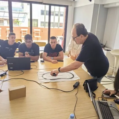 Ученици и учители от СУ Христо Проданов – Карлово участват