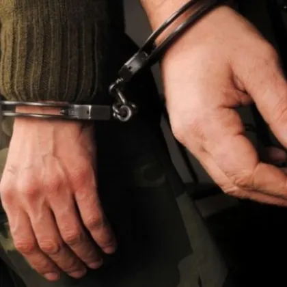 Двама млади пловдивчани пренощуваха в полицейския арест за нарушение на