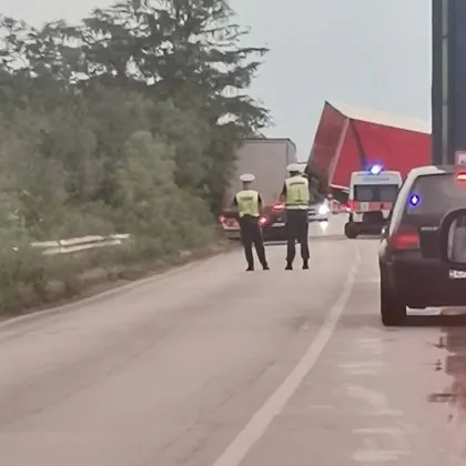 Поредна катастрофа преди минути на пътя край зловещо известното село Телиш