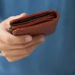 Полицай от Пазарджик намери и върна портфейл на университетски преподавател