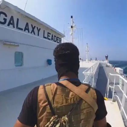 Израел унищожи кораба Galaxy Leader
