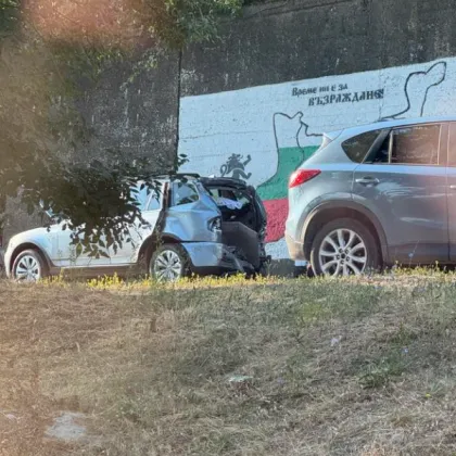 Две коли се блъснаха във Велико Търново Инцидентът е станал