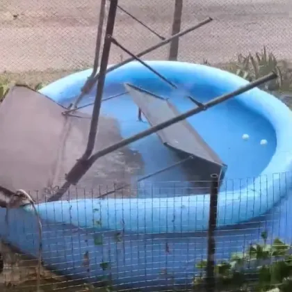 Силна буря връхлетя Лом