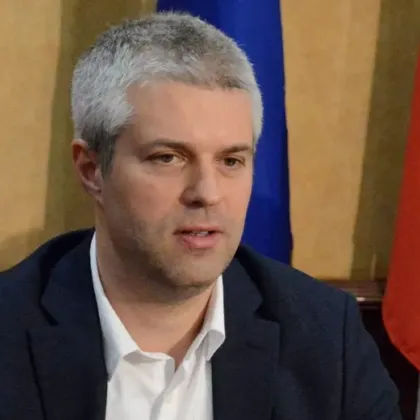 Адвокатът на варненския кмет Благомир Коцев даде брифинг с подробности