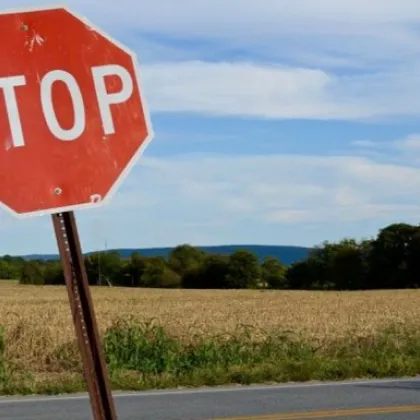 Шофирането в България както и навсякъде по света изисква постоянно