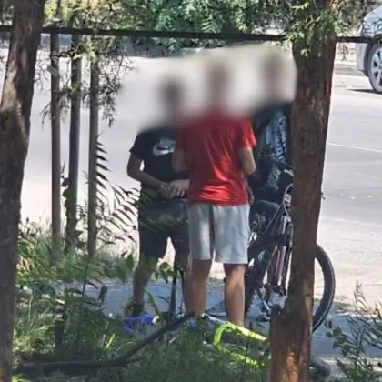 Сигнал за опасна детска игра се появи от столичния квартал