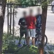Обвиниха деца в грозна игра, хвърляли камъни по преминаващите коли, подгониха ги