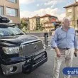 Огромен клон се стовари върху колата на бившия кмет на Пловдив, бил подавал сигнал за него