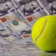 Вдовица откри 50 000 долара, скрити в тенис топки от съпруга ѝ